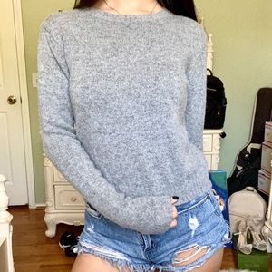 Brandy Melville Gracy Sweater